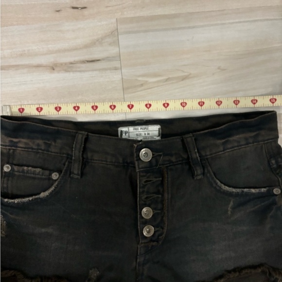 Free people distressed shorts - Picture 7 of 8